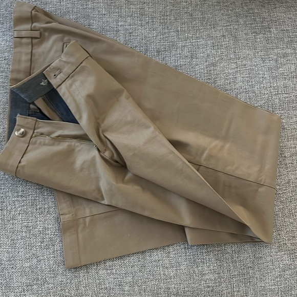 Dockers pants. Slim for 34 waist. New tags removed - Picture 2 of 2